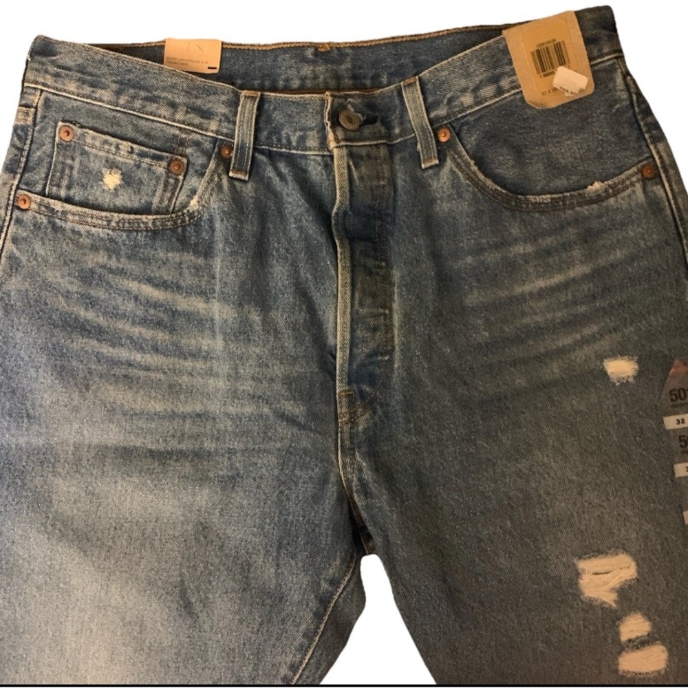 Levi's 501 Men's Light Blue Distressed Relaxed Jeans